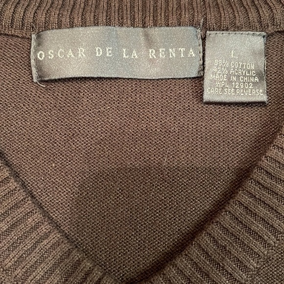 Oscar De La Renta Sweater Vest - Picture 5 of 6